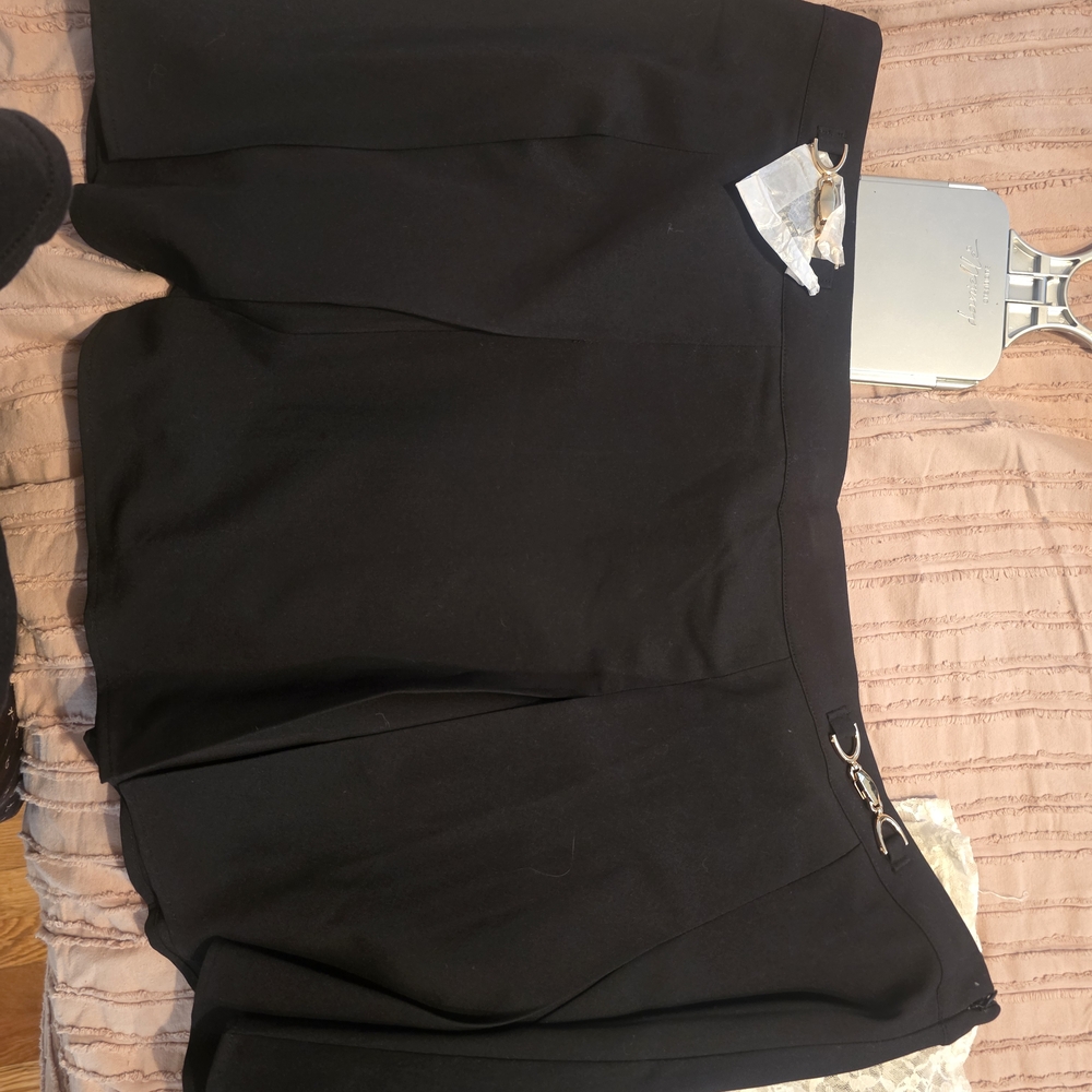 H&M Black Mini Skirt